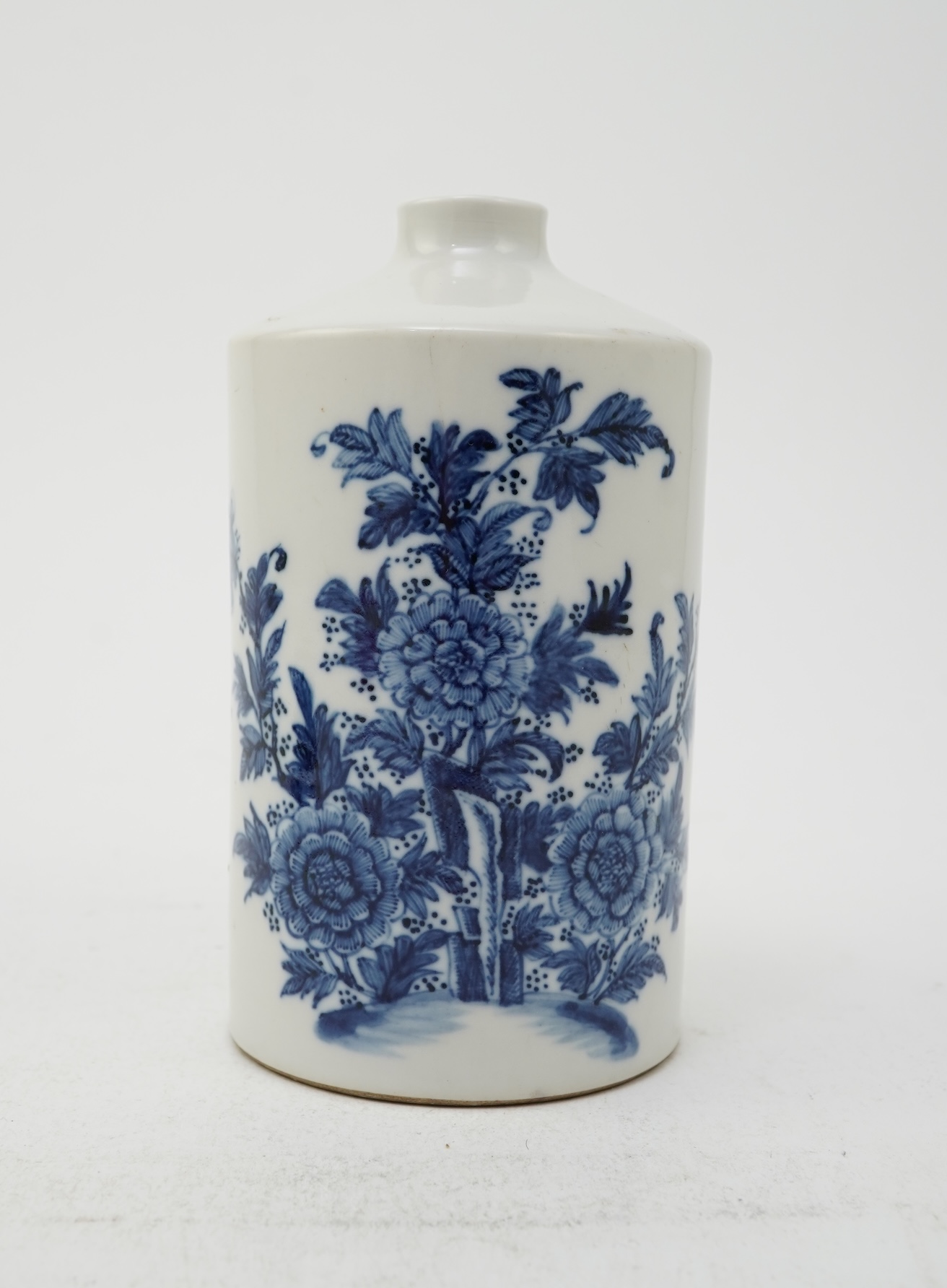 An unusual shape Chinese blue and white vase, 18th/19th century